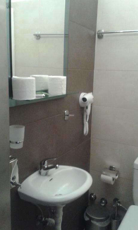 Hotel Ballas Agria Zewnętrze zdjęcie