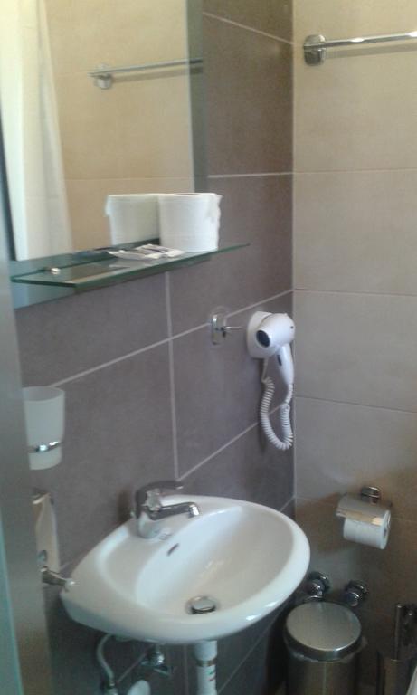 Hotel Ballas Agria Zewnętrze zdjęcie